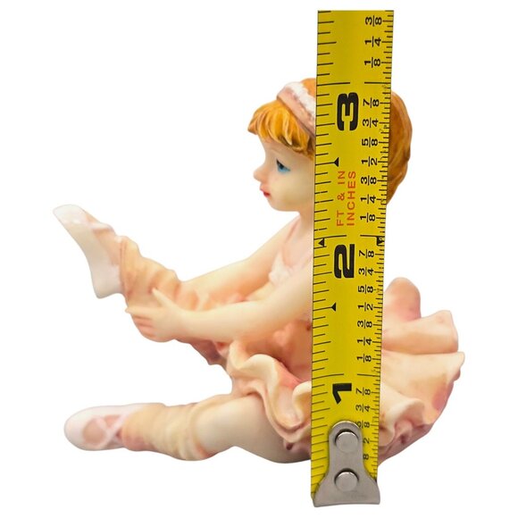 D&K Ballerina Figurines Dancer Dalmatian Puppy Set Of 4 Ballet HandPainted Resin - Picture 12 of 13